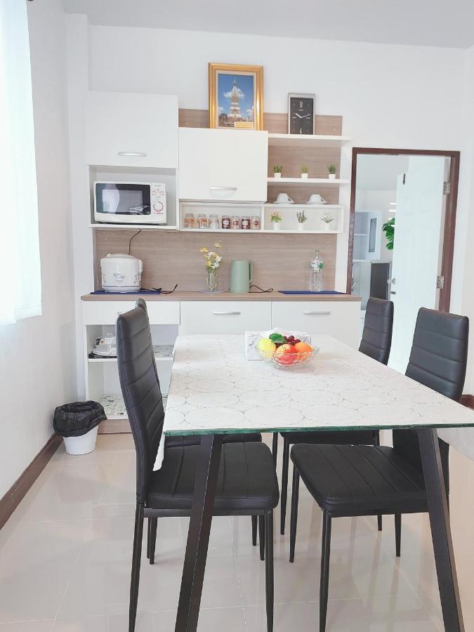 Happy Space วิลล่าทั้งหลัง 2นอน 2น้ำ ฟรี Wifi จอดรถ Nakhon Phanom Exterior photo